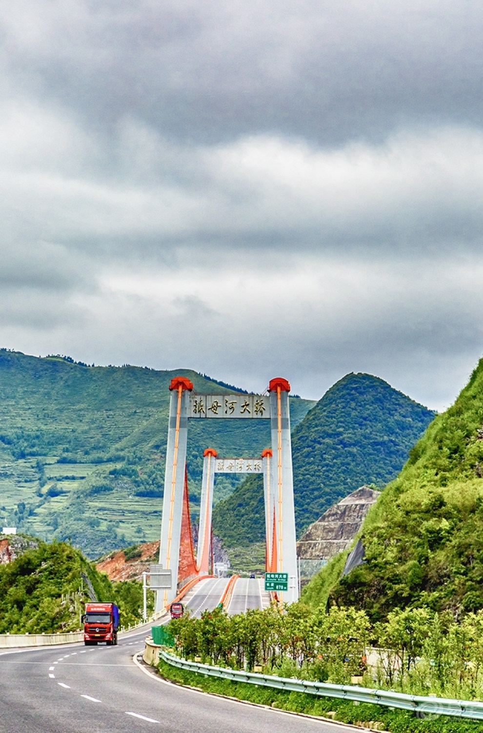 【每日易图】抵母河大桥