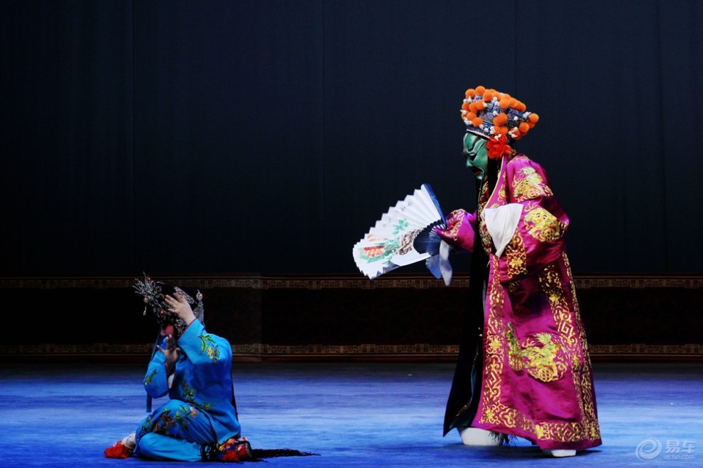 天津市评剧白派剧团在天津海河剧院上演评剧《卖油郎独占花魁》剧