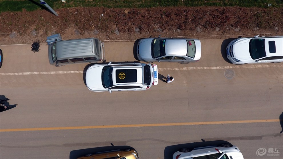 航拍】空中鸟瞰白鹿仓影视文化街区】_众泰t600社区图片集锦_汽车论坛