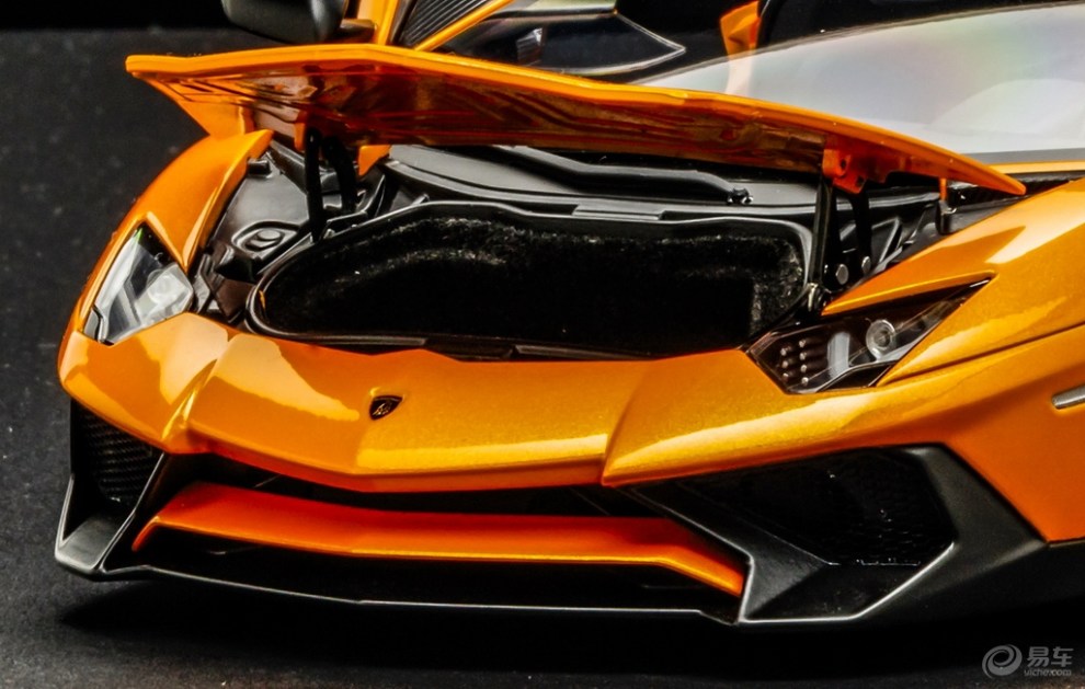 【测评】aa 1/18 兰博基尼aventador lp75