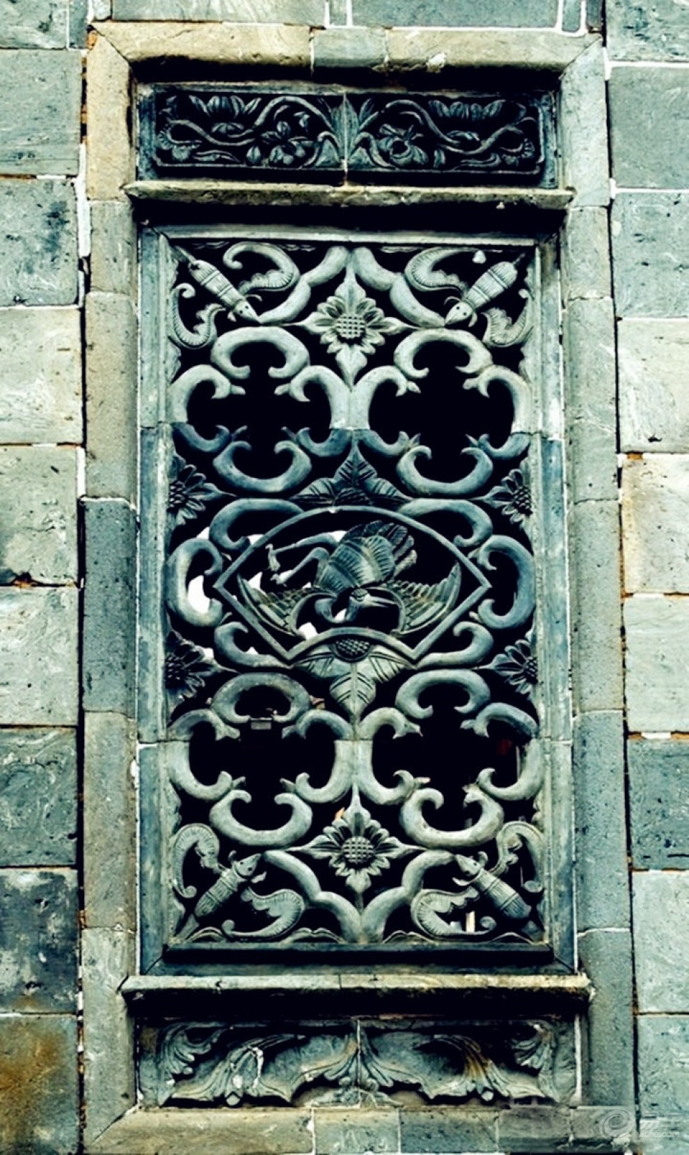 古建筑的窗格很美