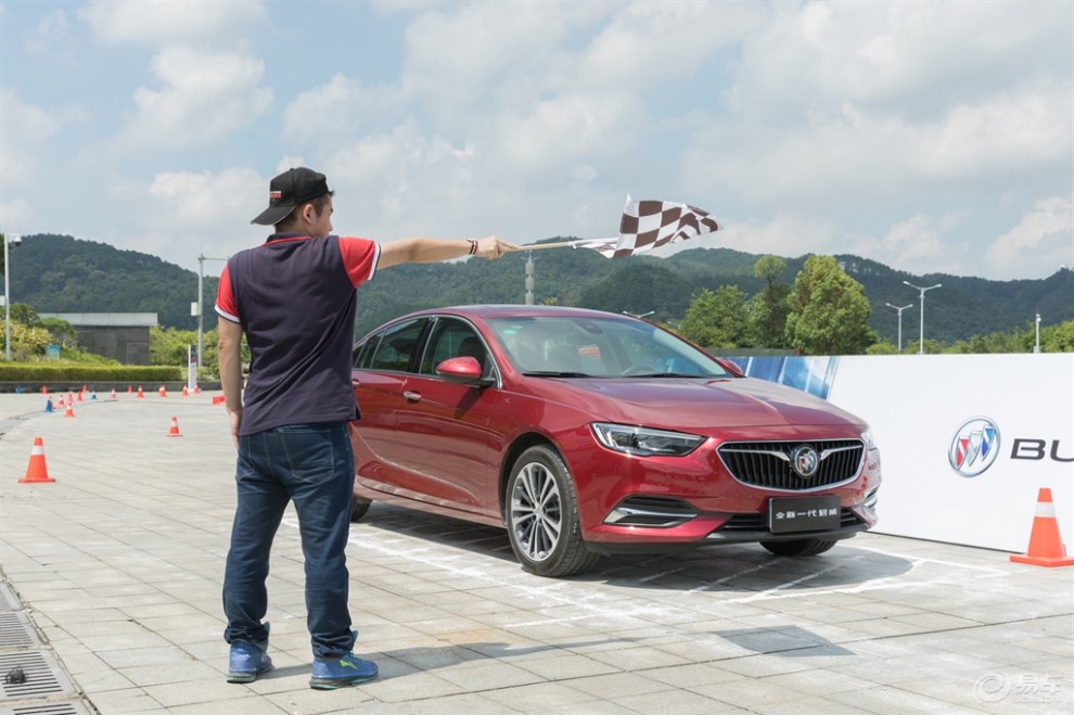 试驾新一代君威 良心了通用!