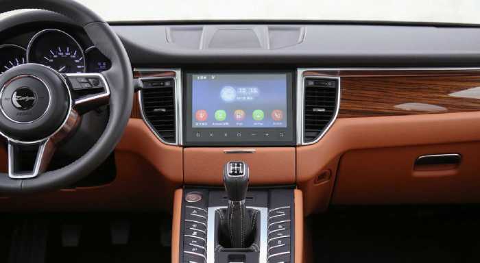 大空间的众泰汽车