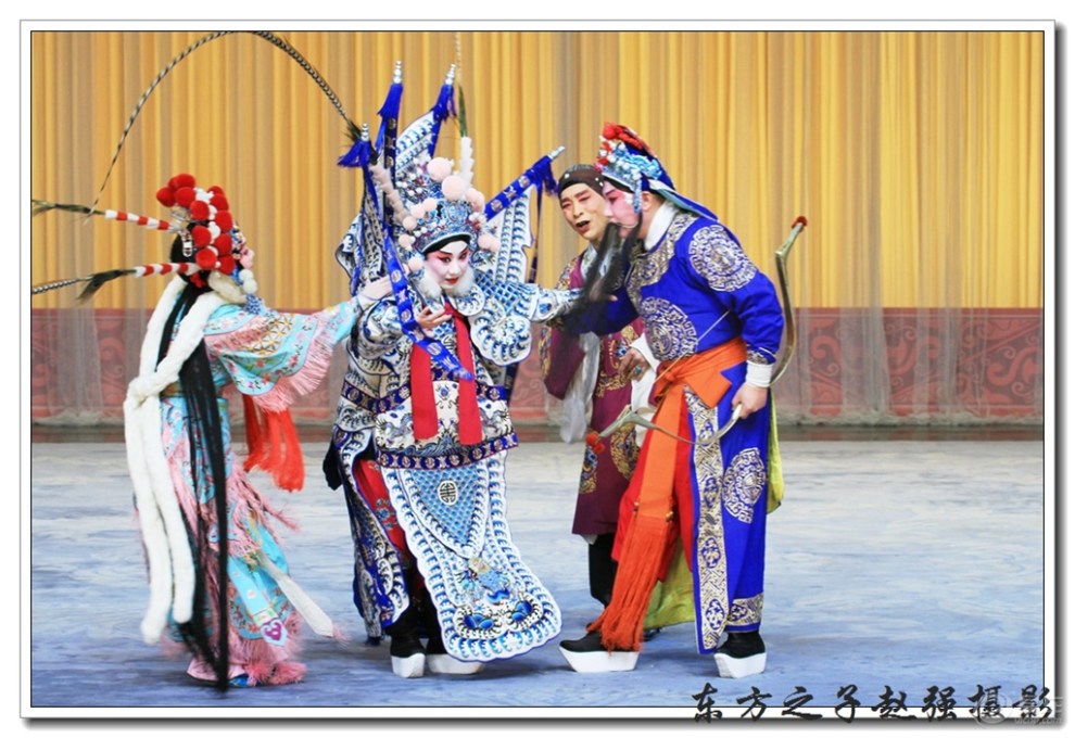 天津青年京剧团在中华剧院上演京剧《大英杰烈 》剧照 主演