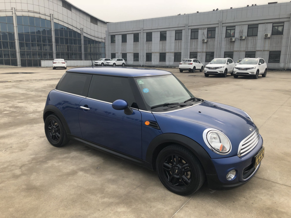 【出售】12年寶馬mini 限量版