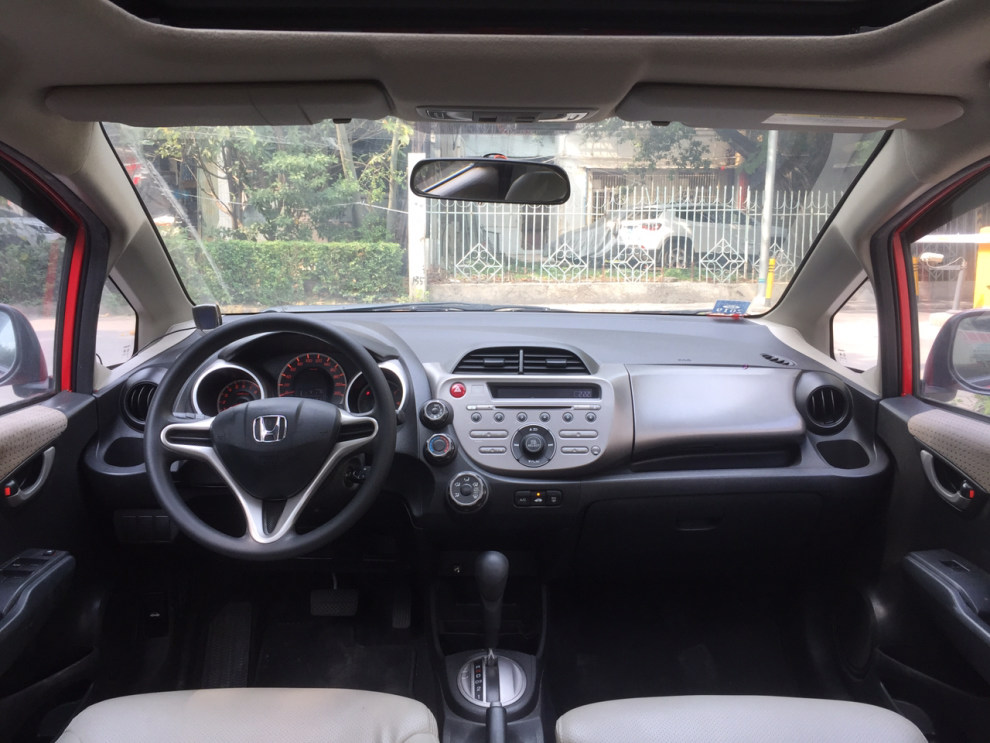 09年本田飞度.1.5高配一手车.