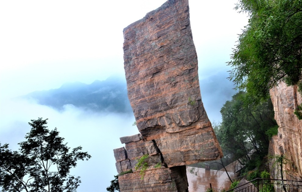 黛眉山景區