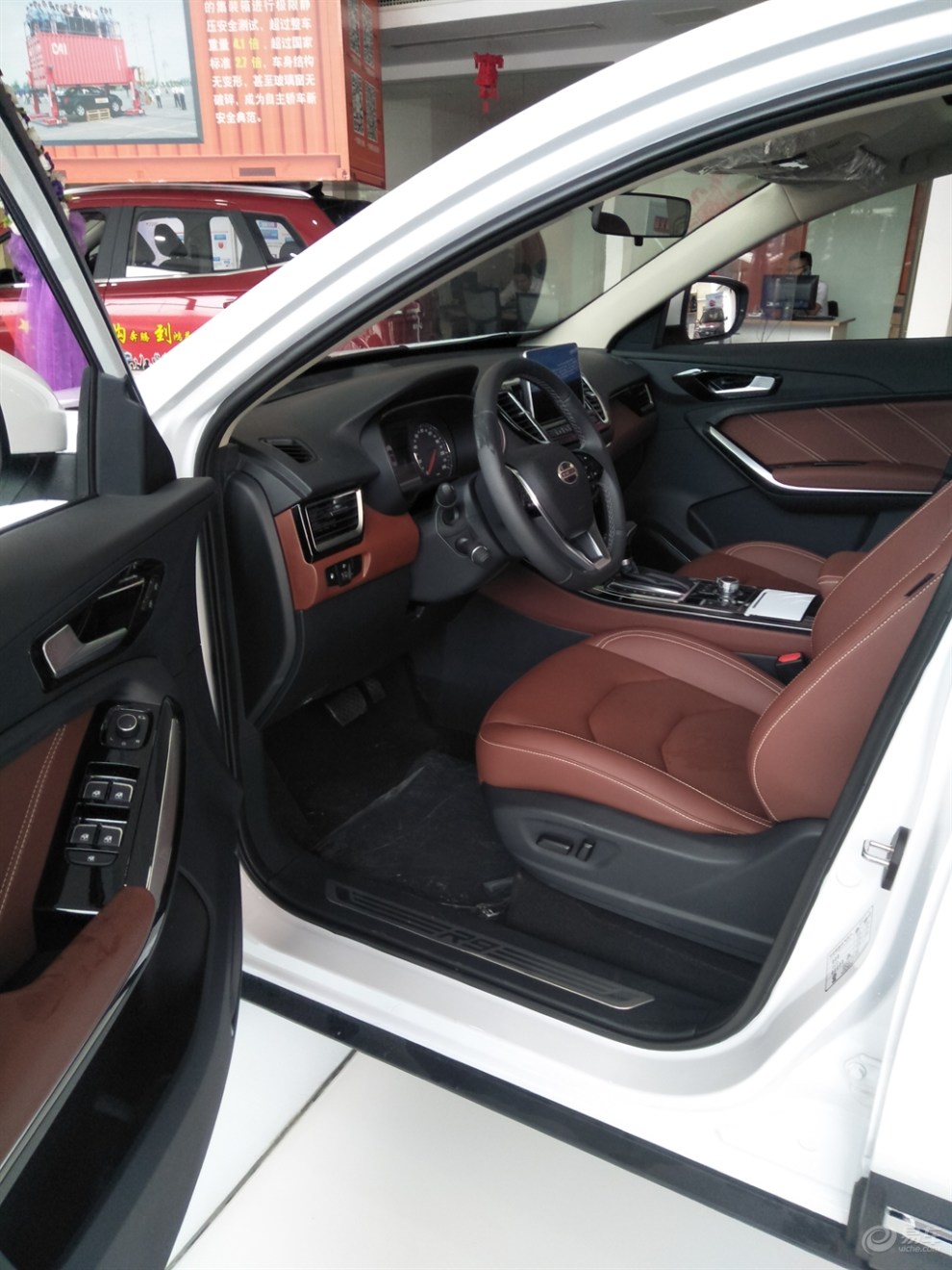 【senia r9的内饰很不错】_森雅r9社区图片集锦_汽车论坛-易车网