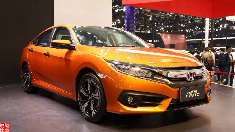 【支持天津社区】橙色十代思域外观