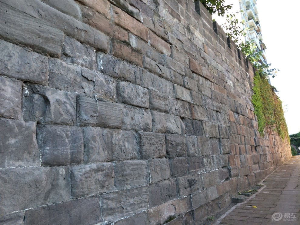 【四川长安suv联盟】战火硝烟与风霜雨雪侵蚀的赤水古城垣