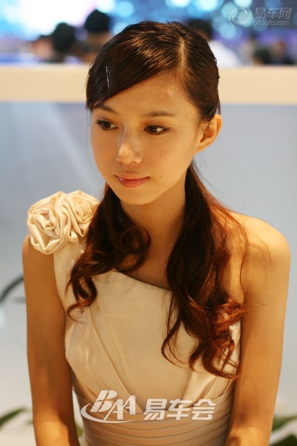 【独家】车展最美的斯巴鲁"灰姑娘"肖海霞详细资料